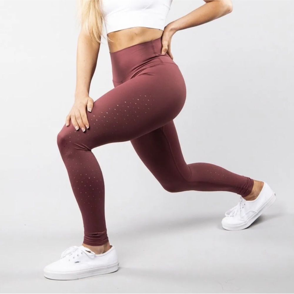 BuffBunny Allure Laser Cut High Waisted Leggings Windsor Medium